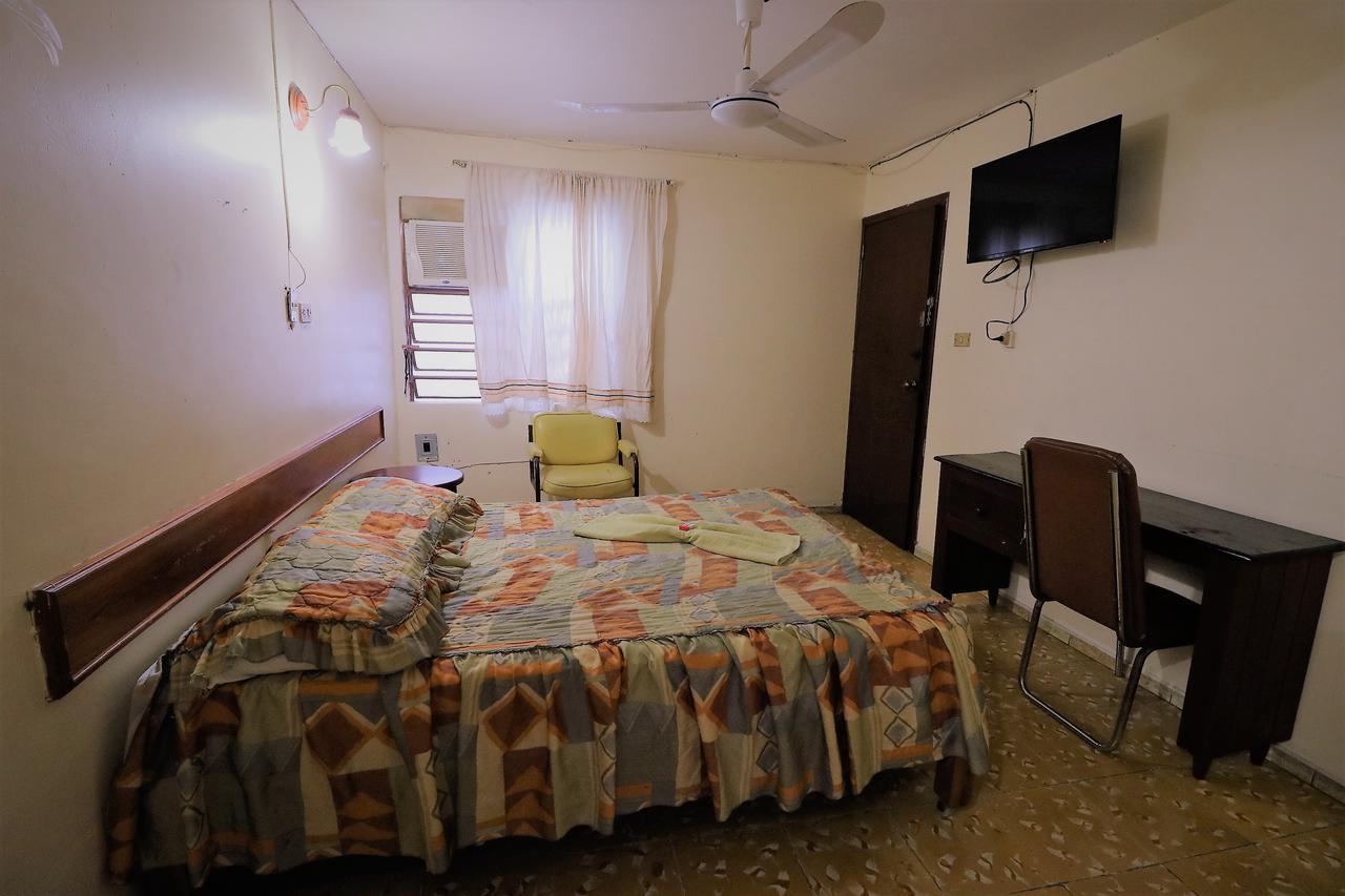 فيلاهيرموسا Hotel Balboa المظهر الخارجي الصورة